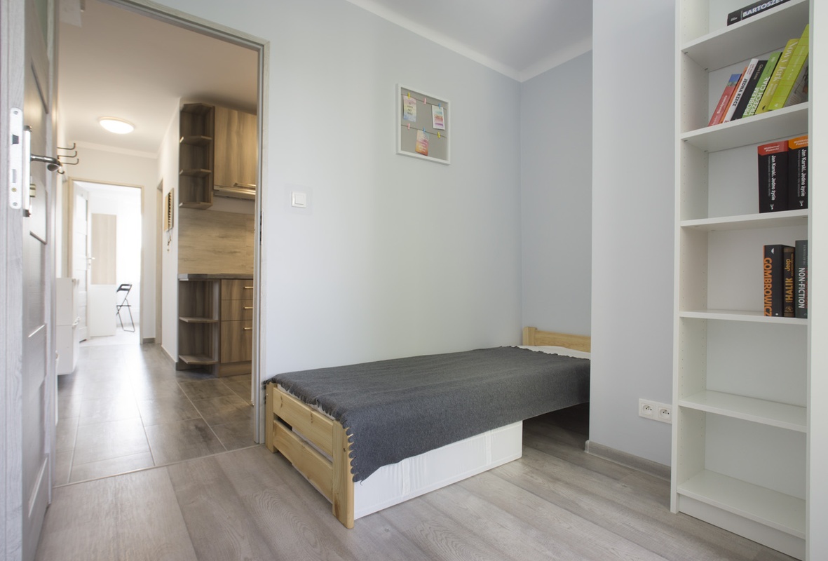 Żwirki i Wigury 59/18 #6